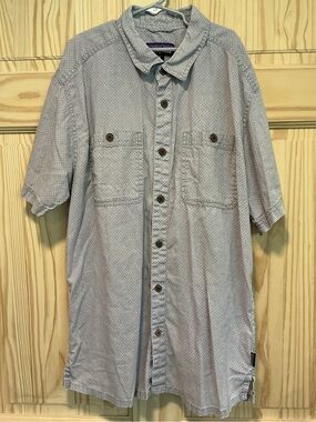 Patagonia Light Purple/Grey Short Sleeve Button-Down Shirt
